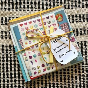 Scholastic paperback book bundle 5 different paperback books